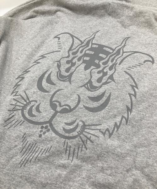 EVISEN（エビセン）EVISEN (エビセン) TORA EVI LOGO HOODIE パーカー フーディ― グレー サイズ:Lの古着・服飾アイテム