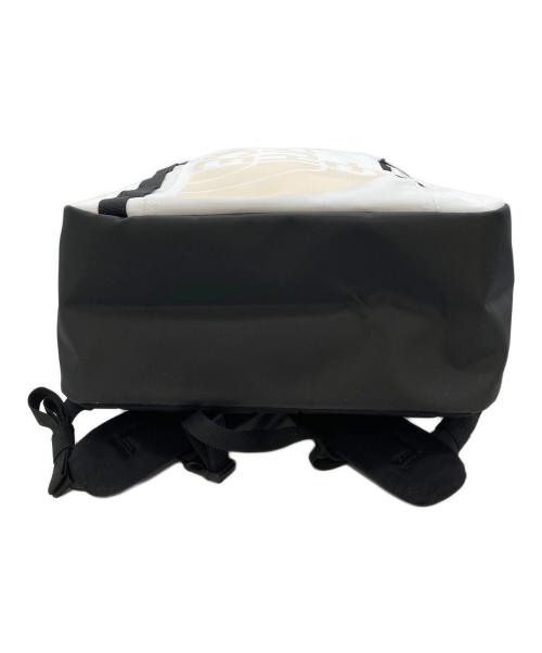 THE NORTH FACE（ザ ノース フェイス）THE NORTH FACE (ザ ノース フェイス) BCヒューズボックス2 バックパック　30L ホワイト×ブラック サイズ:実寸参照の古着・服飾アイテム