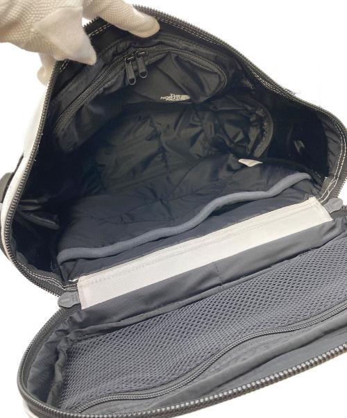 THE NORTH FACE（ザ ノース フェイス）THE NORTH FACE (ザ ノース フェイス) BCヒューズボックス2 バックパック　30L ホワイト×ブラック サイズ:実寸参照の古着・服飾アイテム