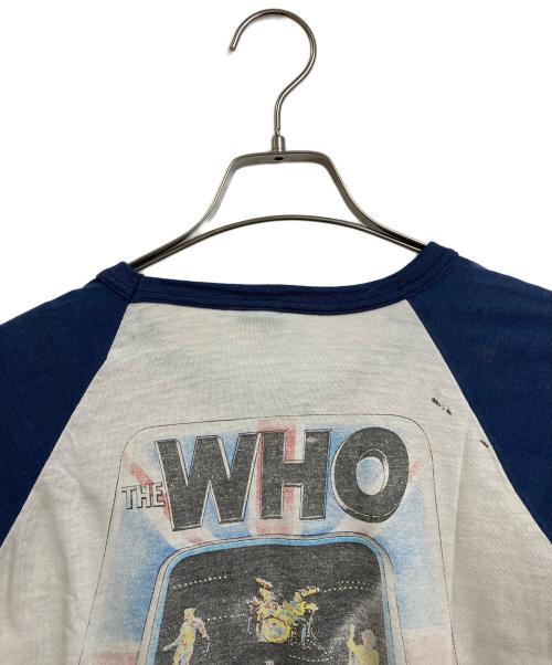 THE KNiTS（ザ ニッツ）THE KNiTS (ザ ニッツ) 【古着】The WHOバンドTシャツ　ラグランT 両面プリント　AMERICAN TOUR '82 80年代 1982 LFS-S/R CO ホワイト×ネイビー サイズ:Lの古着・服飾アイテム
