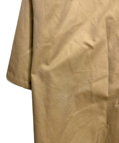 Kinloch Anderson（キンロックアンダーソン）Kinloch Anderson (キンロックアンダーソン) リバーシブルシングルコート　ロングコート ベージュ×グリーン×ネイビー サイズ:FREEの古着・服飾アイテム