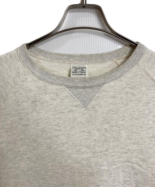 LOOPWHEELER（ループウィラー）LOOPWHEELER (ループウィラー) 前Vスウェット ガゼットスウェット　日本製 アイボリー サイズ:Mの古着・服飾アイテム