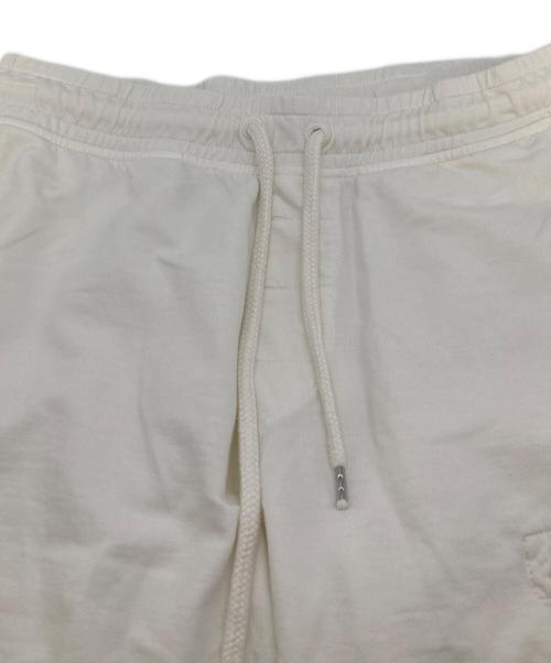 C.P COMPANY（シーピーカンパニー）C.P COMPANY (シーピーカンパニー) カーゴハーフパンツ　ショートパンツ　コットンパンツ　イタリア製 ホワイト サイズ:Sの古着・服飾アイテム