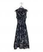 FRAY IDフレイ アイディー）の古着「ドレープネックシャーリングプリントワンピ　ロングワンピース　フラワープリント　花柄」｜ブラック