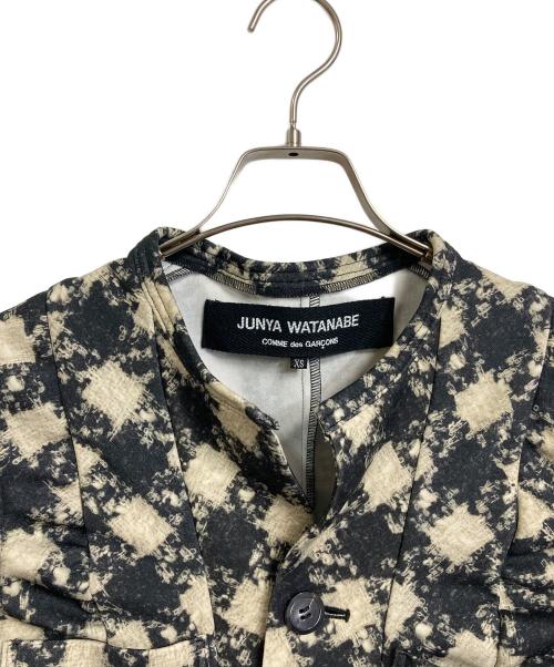 JUNYA WATANABE COMME des GARCONS（ジュンヤワタナベ コムデギャルソン）JUNYA WATANABE COMME des GARCONS ((ジュンヤワタナベ コムデギャルソン) チェック柄テーラードジャケット　デザインジャケット　アウター　ライトアウター　日本製　2010SS ブラック×ホワイト サイズ:XSの古着・服飾アイテム