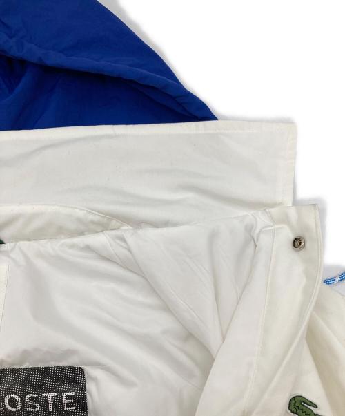 LACOSTE LIVE（ラコステライブ）LACOSTE LIVE (ラコステライブ) バックプリントコーチジャケット　アウター ホワイト×ブルー サイズ:XLの古着・服飾アイテム