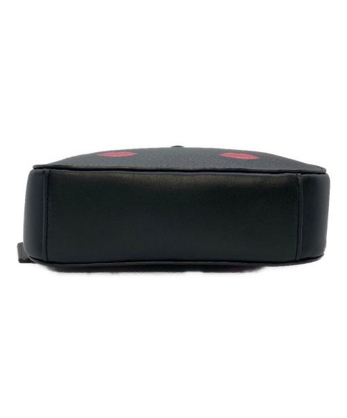 COACH（コーチ）COACH (コーチ) リップデザインショルダーバッグ ブラック×ピンク サイズ:実寸参照の古着・服飾アイテム