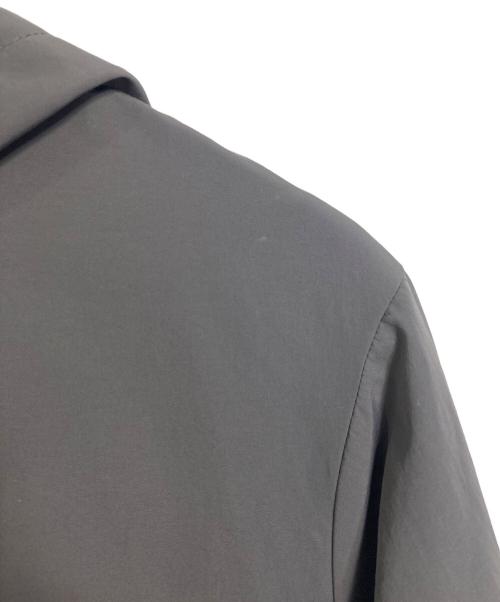 UNTITLED（アンタイトル）UNTITLED (アンタイトル) オーバーマウンテンパーカー　ナイロンパーカー　ナイロンジャケット　アウター　ライトアウター　撥水 チャコールグレー サイズ:0の古着・服飾アイテム