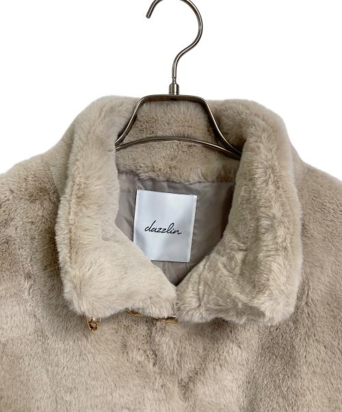 DazzliN（ダズリン）dazzlin (ダズリン) ショートビットフェイクファーコート　ショートコート　ショートジャケット　ファーコート　ファージャケット　アウター ベージュ サイズ:FREEの古着・服飾アイテム