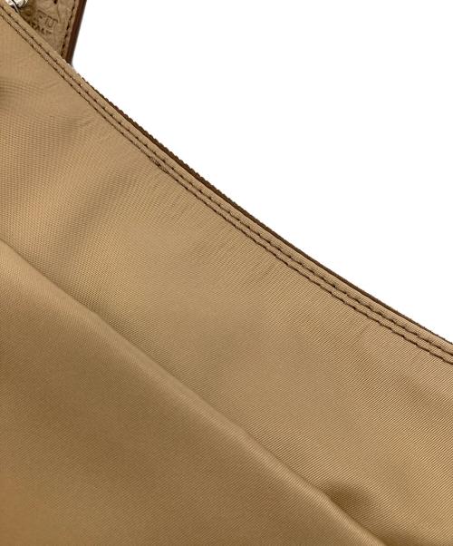 HIROFU（ヒロフ）HIROFU (ヒロフ) 【リベロ】ナイロン ショルダーバッグ S イタリア製 ベージュ サイズ:実寸参照の古着・服飾アイテム