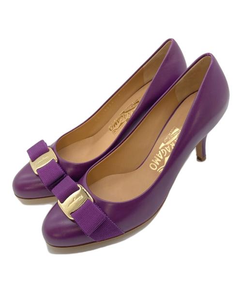 Salvatore Ferragamo（サルヴァトーレ フェラガモ）Salvatore Ferragamo (サルヴァトーレ フェラガモ) ヴァラリボンパンプス パープル サイズ:6Cの古着・服飾アイテム