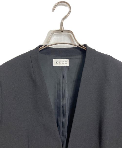 PLST（プラステ）PLST (プラステ) ウォームリザーブカラーレスジャケットパンツ　セットアップスーツ　パンツスーツ　セレモニー ブラック サイズ:Lの古着・服飾アイテム