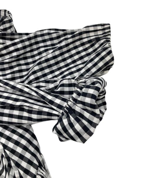 BEARDSLEY（ビアズリー）BEARDSLEY (ビアズリー) 先染めギャザーワンピース　長袖ワンピース　ギンガムチェック　ストライプ ホワイト×ブラック サイズ:1の古着・服飾アイテム