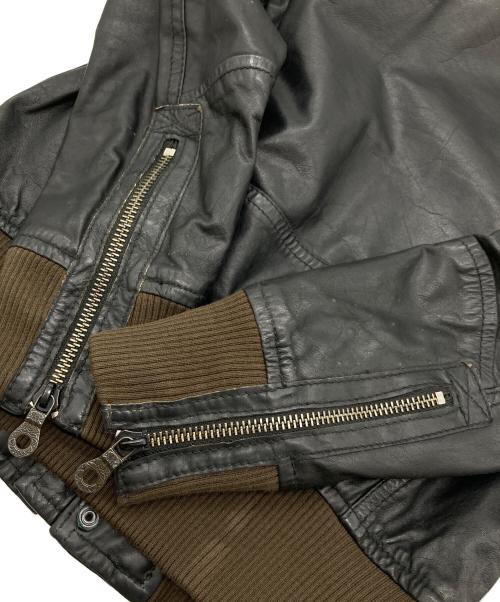 DIESEL（ディーゼル）DIESEL (ディーゼル) 【古着】00’Sライナー刺繍デザイン レザージャケット ミリタリージャケット　アウター　牛革　カウレザー　2000年代 ブラック サイズ:Sの古着・服飾アイテム