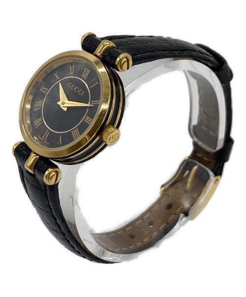 GUCCI（グッチ）GUCCI (グッチ) 腕時計　アナログ時計 ブラック×ゴールド サイズ:実寸参照　	R7 7/10 電池交換済みの古着・服飾アイテム