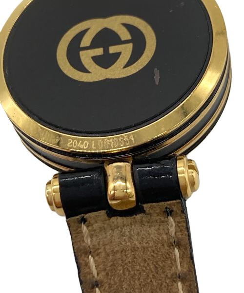 GUCCI（グッチ）GUCCI (グッチ) 腕時計　アナログ時計 ブラック×ゴールド サイズ:実寸参照　	R7 7/10 電池交換済みの古着・服飾アイテム