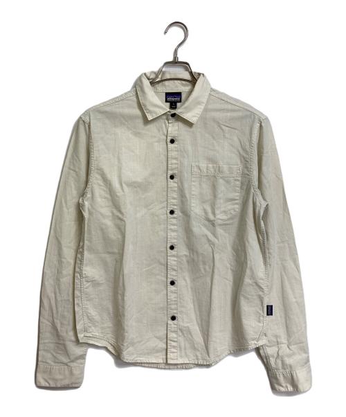 Patagonia（パタゴニア）Patagonia (パタゴニア) L/S ORGANIC COTTON SLUB POPLIN SHIRT  オーガニックコットンスラブぽぷりんスラブポプリンシャツ　長袖シャツ　アウトドア ホワイト サイズ:Sの古着・服飾アイテム