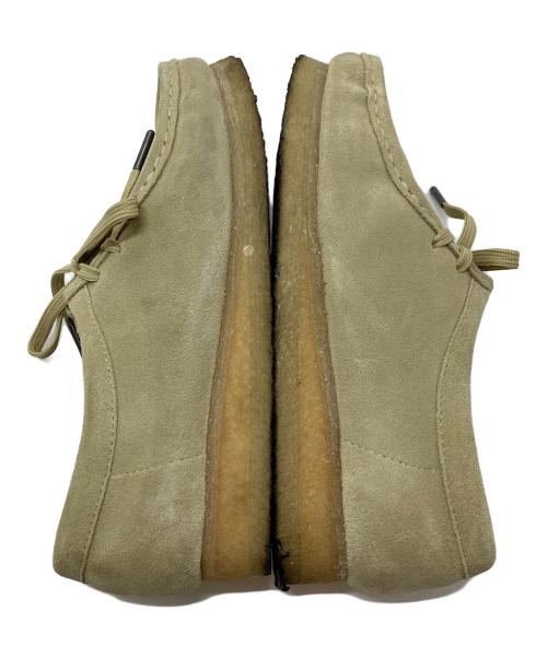 CLARKS（クラークス）CLARKS (クラークス) チャッカブーツ　スウェードブーツ　スウェードシューズ　スエード ベージュ サイズ:UK 4 1/2の古着・服飾アイテム