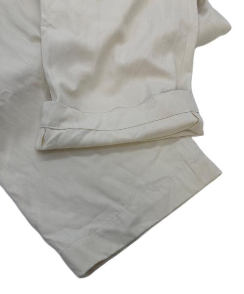 6(ROKU) BEAUTY&YOUTH（ロク ビューティーアンドユース）6(ROKU) BEAUTY&YOUTH (ロク ビューティーアンドユース) レーヨン コットン ベルト パンツ アイボリー サイズ:Mの古着・服飾アイテム