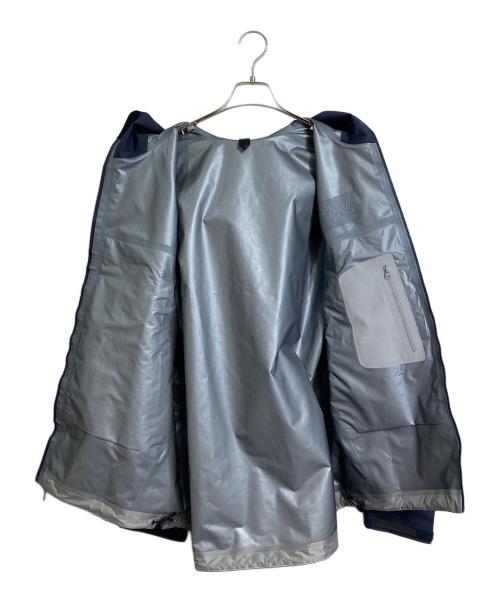 ARC'TERYX（アークテリクス）ARC'TERYX (アークテリクス) BETA JACKET ベータ ジャケット ナイロンジャケット マウンテンパーカー　GORE-TEX ネイビー ブラックサファイア Black Sapphire サイズ:L 未使用品の古着・服飾アイテム