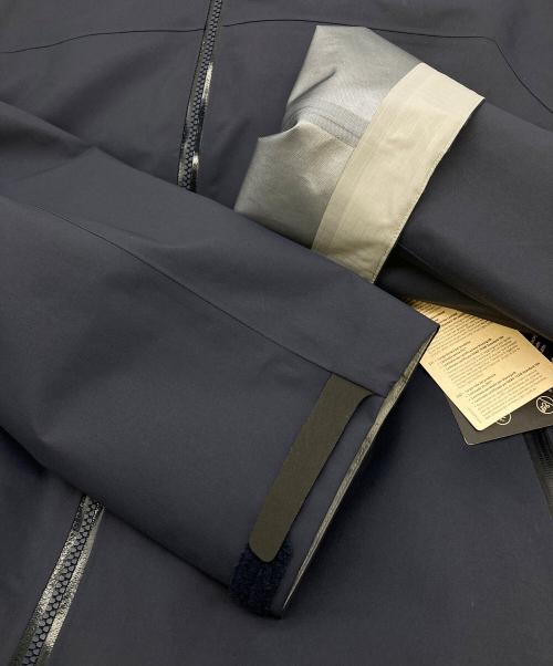 ARC'TERYX（アークテリクス）ARC'TERYX (アークテリクス) BETA JACKET ベータ ジャケット ナイロンジャケット マウンテンパーカー　GORE-TEX ネイビー ブラックサファイア Black Sapphire サイズ:L 未使用品の古着・服飾アイテム