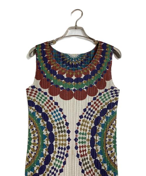 PLEATS PLEASE（プリーツプリーズ）PLEATS PLEASE (プリーツプリーズ) マンダラ柄プリーツノースリーブワンピース　20年秋冬　AW マルチカラー サイズ:4の古着・服飾アイテム