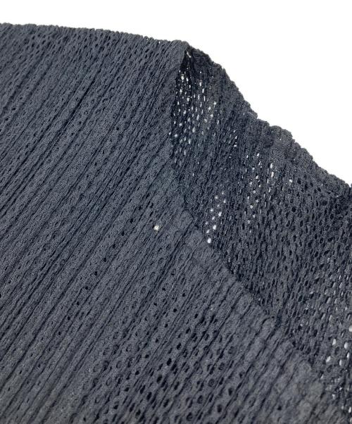 PLEATS PLEASE（プリーツプリーズ）PLEATS PLEASE (プリーツプリーズ) メッシュプリーツ半袖カーディガン ブラック サイズ:3の古着・服飾アイテム