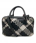 FALORNIファロルニ）の古着「イントレチャート2WAYショルダーバッグ　ハンドバッグ　ショルダーバッグ　編み上げ　レザーバッグ　革　イタリア製」｜ホワイト×ブラック