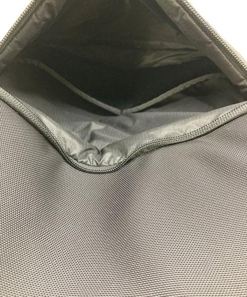 THE NORTH FACE（ザ ノース フェイス）THE NORTH FACE (ザ ノース フェイス) シャトルデイパックスリム バックパック　リュック　通勤　通学 ブラック サイズ:実寸参照の古着・服飾アイテム