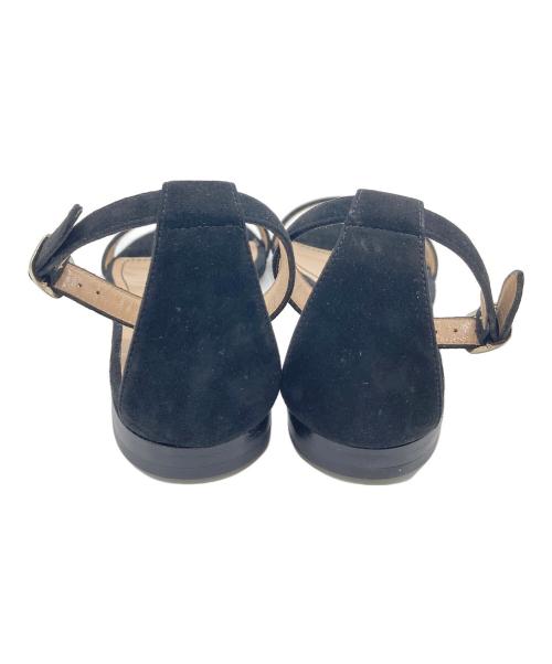 Manolo Blahnik（マノロブラニク）Manolo Blahnik (マノロブラニク) フラットサンダル　ストラップサンダル　ローヒール　イタリア製 ブラック サイズ:34 1/2の古着・服飾アイテム
