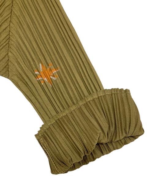 PLEATS PLEASE（プリーツプリーズ）PLEATS PLEASE (プリーツプリーズ) メリーゴーランドプリーツシャツカーディガン　デザインシャツ　プリーツシャツ　アニマル柄　動物柄　日本製 オリーブ サイズ:3の古着・服飾アイテム