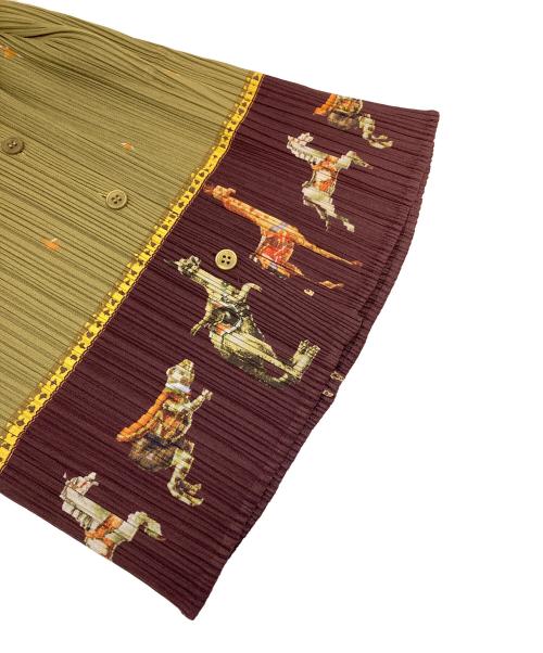 PLEATS PLEASE（プリーツプリーズ）PLEATS PLEASE (プリーツプリーズ) メリーゴーランドプリーツシャツカーディガン　デザインシャツ　プリーツシャツ　アニマル柄　動物柄　日本製 オリーブ サイズ:3の古着・服飾アイテム