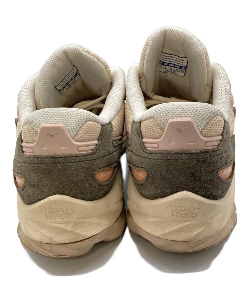 MIZUNO（ミズノ）MIZUNO (ミズノ) WAVE RIDER B ベージュ サイズ:UK9の古着・服飾アイテム