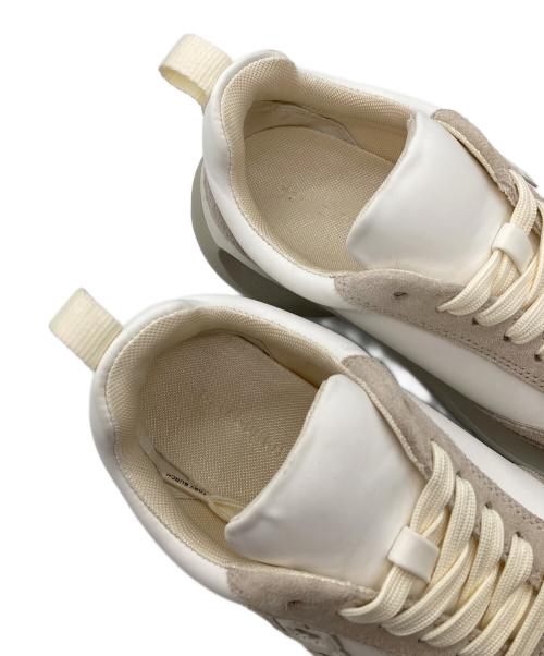 TORY BURCH（トリーバーチ）TORY BURCH (トリーバーチ) GOOD LUCK TRAINER グッド ラック トレーナー ロゴスニーカー ホワイト×ベージュ サイズ:US5.5の古着・服飾アイテム