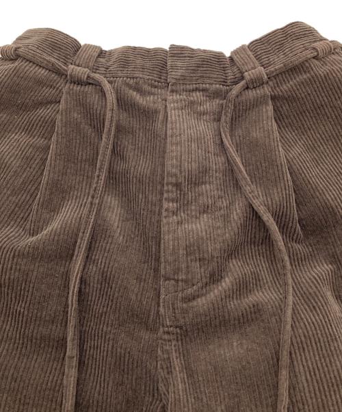 CAHLUMN（カウラム）CAHLUMN (カウラム) Draw Cord Classic Corduroy Pant   ドローコード クラシック コーデュロイパンツ ブラウン サイズ:Sの古着・服飾アイテム