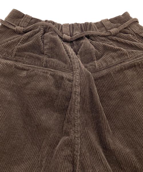 CAHLUMN（カウラム）CAHLUMN (カウラム) Draw Cord Classic Corduroy Pant   ドローコード クラシック コーデュロイパンツ ブラウン サイズ:Sの古着・服飾アイテム