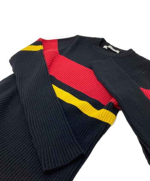 JOHN LAWRENCE SULLIVAN（ジョン ローレンス サリバン）JOHN LAWRENCE SULLIVAN (ジョン ローレンス サリバン) カラーブロックセーター ブラック×レッド サイズ:XSの古着・服飾アイテム