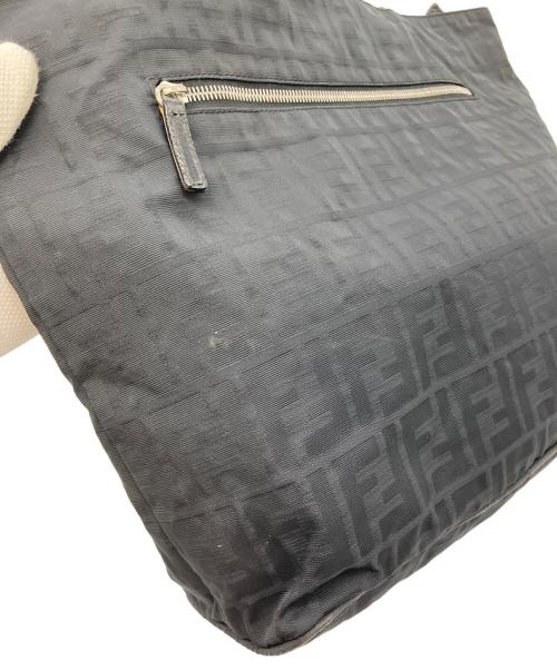FENDI（フェンディ）FENDI (フェンディ) ズッカ柄ハンドバッグ ブラック サイズ:実寸参照の古着・服飾アイテム