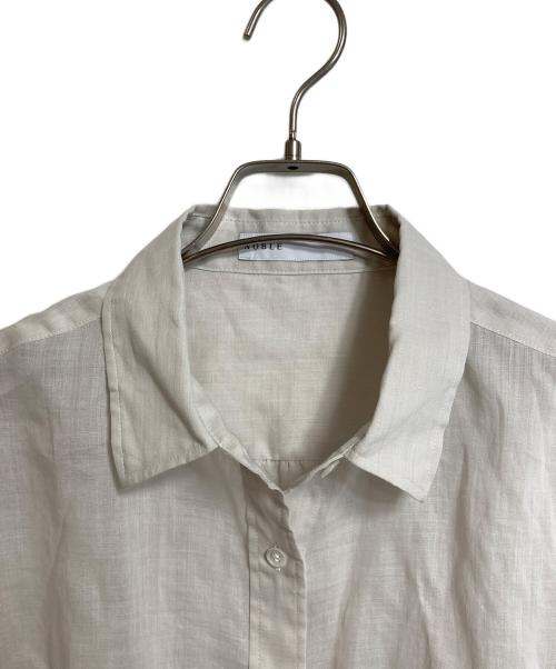 Noble（ノーブル）Noble (ノーブル) ラミーレギュラーフィットシャツ　長袖シャツ　オフィスカジュアル　セレモニー グレーB アイボリー サイズ:実寸参照の古着・服飾アイテム