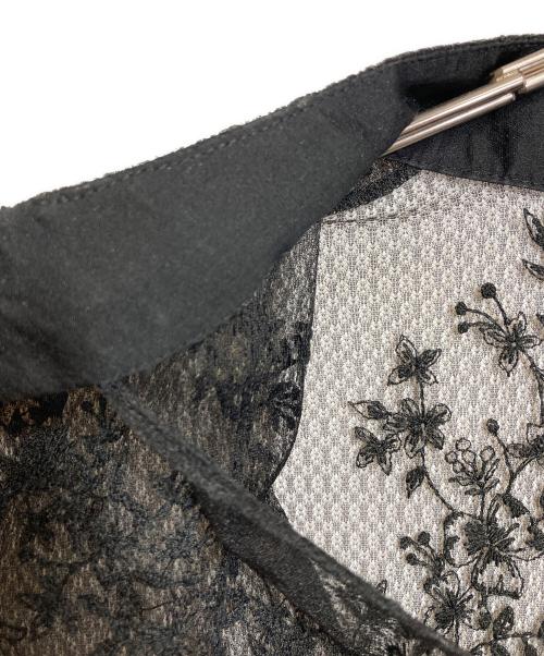 anuans（アニュアンス）anuans (アニュアンス) フラワーエンブロイダリーブラウス　レースブラウス　リボンブラウス　刺繍ブラウス　セレモニー ブラック サイズ:FREEの古着・服飾アイテム