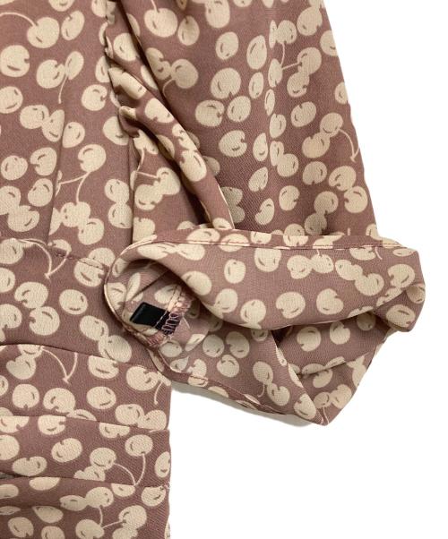 HER LIP TO（ハーリップトゥ）Her lip to (ハーリップトゥ) チェリーパターン ワンピース　ロングワンピース　総柄　さくらんぼ ピンク サイズ:Mの古着・服飾アイテム