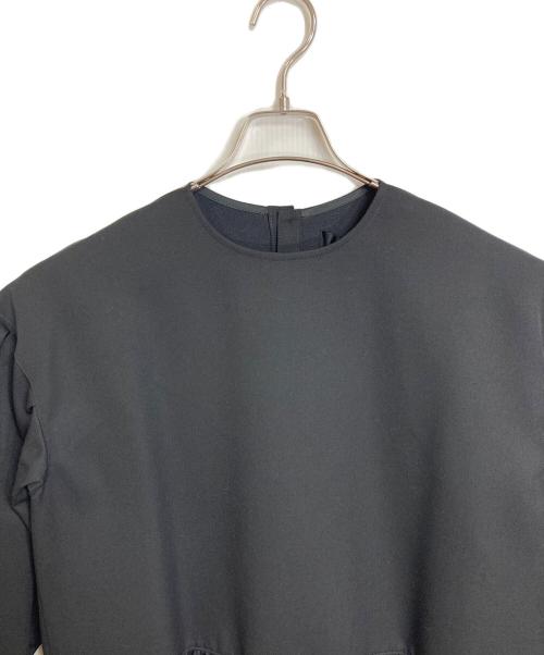 tricot COMME des GARCONS（トリココムデギャルソン）tricot COMME des GARCONS (トリココムデギャルソン) ウールフリルワンピース　ロングワンピース　フレアワンピース　半袖ワンピース ブラック サイズ:Mの古着・服飾アイテム