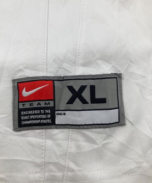 NIKE（ナイキ）NIKE (ナイキ) 【古着】00’Sゲームシャツ　プリントシャツ　半袖シャツ　サッカーシャツ　2000年代　international tap houseスポンサーロゴ ホワイト サイズ:XLの古着・服飾アイテム