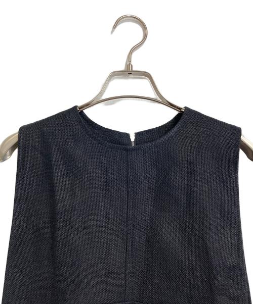 HYKE（ハイク）HYKE (ハイク) LINEN CROP TOP  リネンクロップトップ　ノースリーブブラウス　ベスト　サイドボタン　日本製　麻 ブラック サイズ:2の古着・服飾アイテム