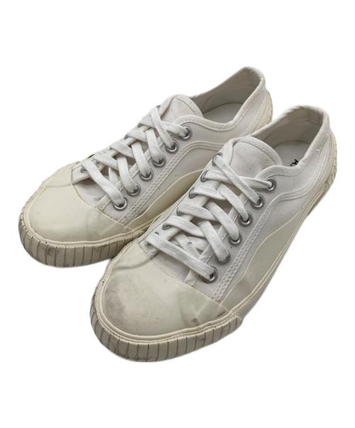 A.P.C.（アーペーセー）A.P.C. (アーペーセー) キャンバススニーカー 刺繍ロゴ　カジュアルスニーカー アイボリー サイズ:38の古着・服飾アイテム
