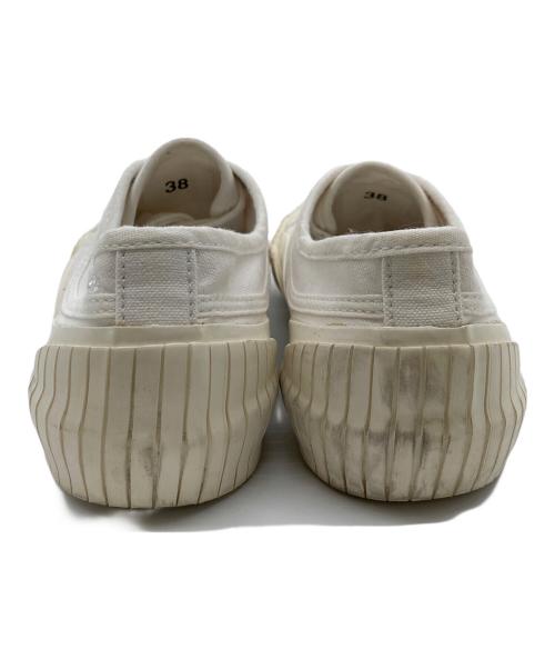 A.P.C.（アーペーセー）A.P.C. (アーペーセー) キャンバススニーカー 刺繍ロゴ　カジュアルスニーカー アイボリー サイズ:38の古着・服飾アイテム