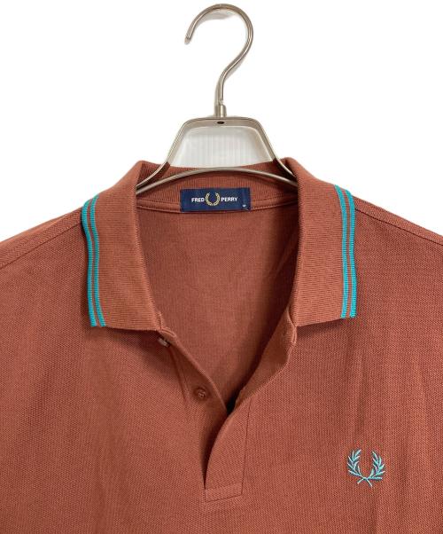 FRED PERRY（フレッドペリー）FRED PERRY (フレッドペリー) ポロシャツ　長袖シャツ　ワンポイント刺繍ポロシャツ ブラウン サイズ:Mの古着・服飾アイテム