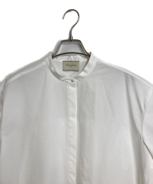 UNITED ARROWS（ユナイテッドアローズ）UNITED ARROWS (ユナイテッドアローズ) バックフレア ショートスリーブ ブラウス ホワイト サイズ:FREEの古着・服飾アイテム