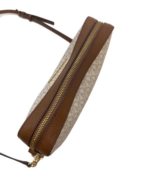 MICHAEL KORS（マイケル・コース）MICHAEL KORS (マイケルコース) ショルダーバッグ ジェット セット アイテム ラージ イーストウェスト クロスボディ　JET SET ITEM LG EW CROSSBODY　セレモニー ベージュ×ブラウン サイズ:実寸参照の古着・服飾アイテム