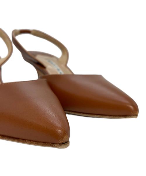 Manolo Blahnik（マノロブラニク）Manolo Blahnik (マノロブラニク) ポインテッドトゥパンプス　ヒールパンプス　セレモニー　イタリア製 ブラウン サイズ:34 1/2の古着・服飾アイテム